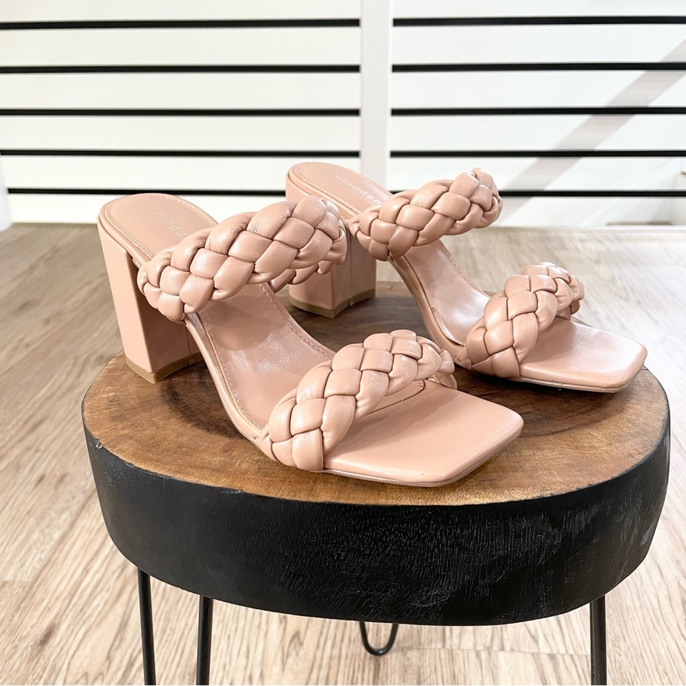 6.5 8 8.5 10 NWT blush tan cream, chunk heal, open toe, faux leather sandals - Picture 11 of 13
